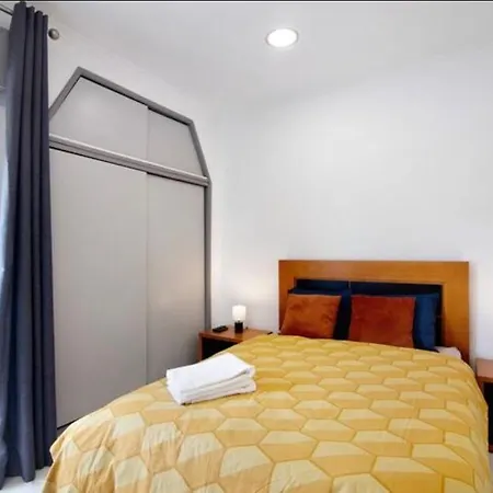 Apartment Luxury T2 Near Armacao De Pera & Albufeira Algarve